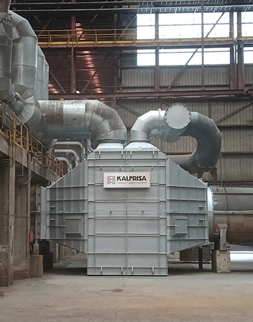 Recuperador de convección con carcasa Kalfrisa instalado en planta industrial para maximizar eficiencia energética